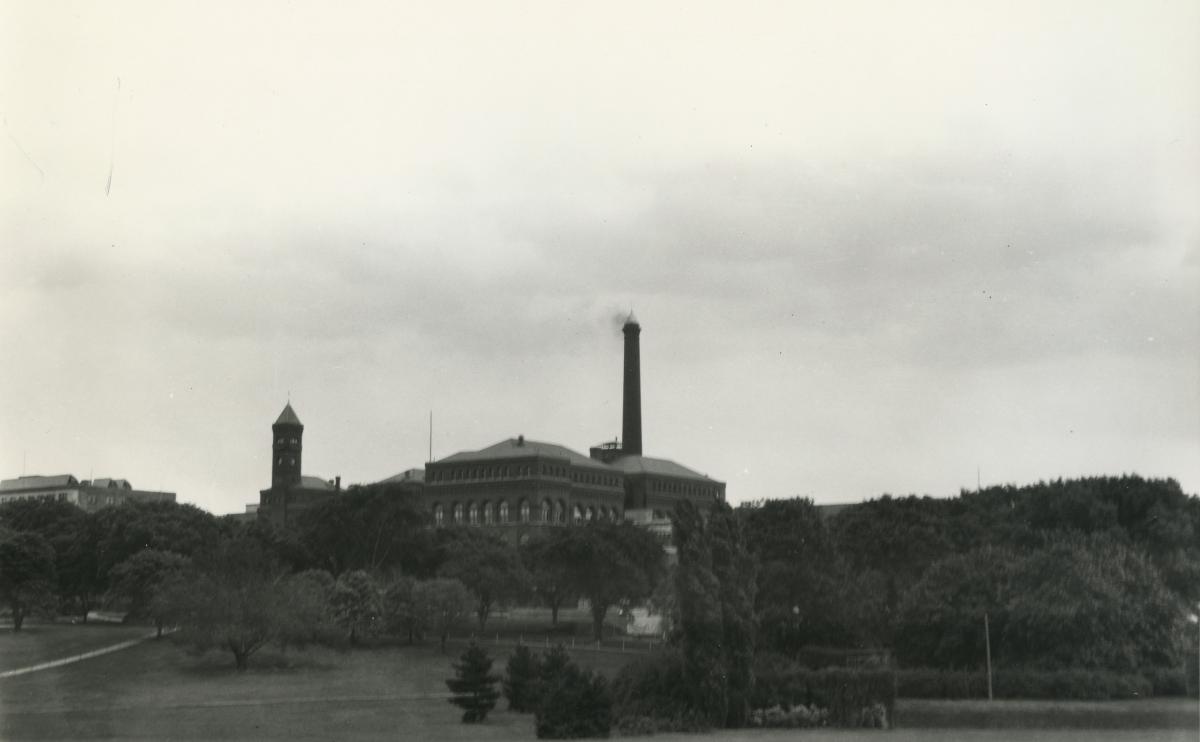 Washington Monument grounds looking southeast